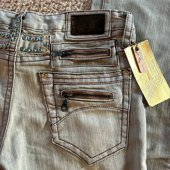 Robins light grey straight leg rhinestone jean - Picture 6 of 7